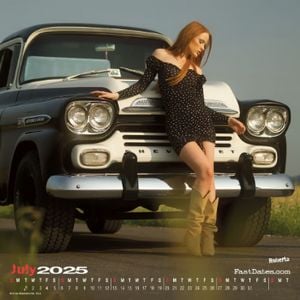 10 Hot Girls Calendar Ideas For 2025