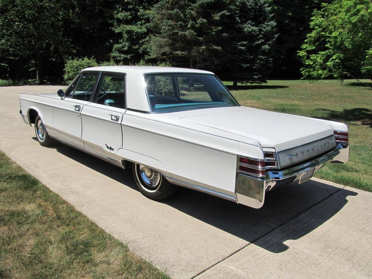 1967 Chrysler New Yorker