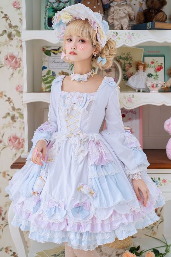 Kawaii Fashion 101: Dress To Impress With Cute Style