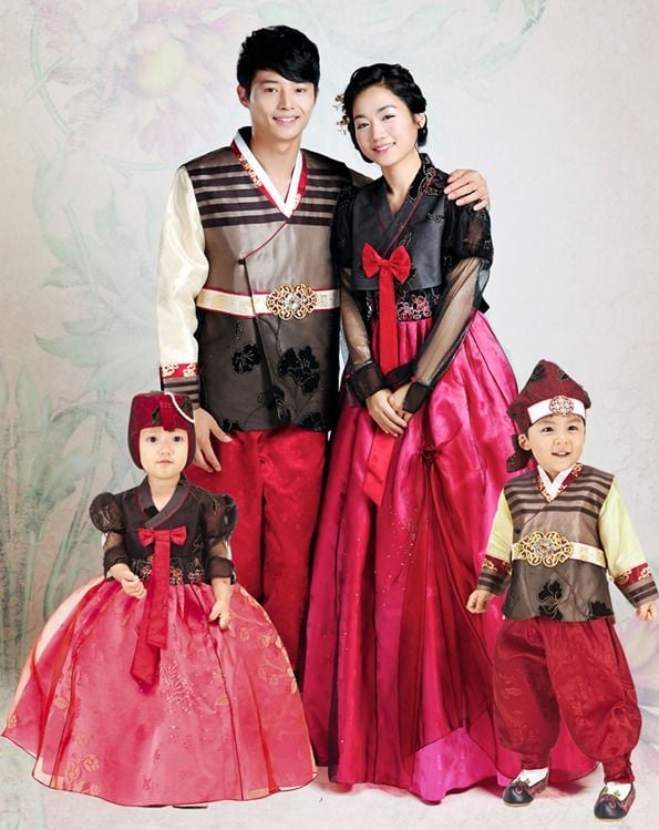 Korean New Year's Clothing