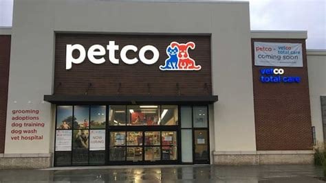 Petco Store Hours: What Time Does Petco Close Today