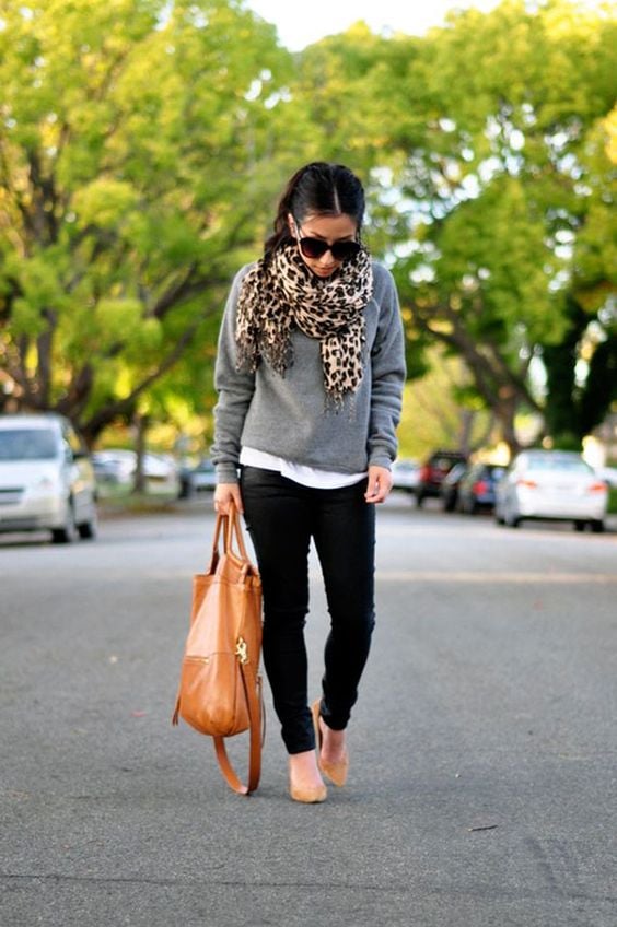 Simple Sweatshirt Style