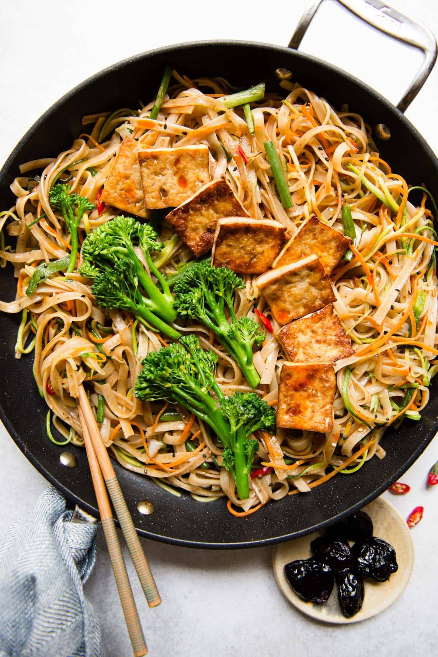 Stir-Fried Noodles with Vegetables and Tofu