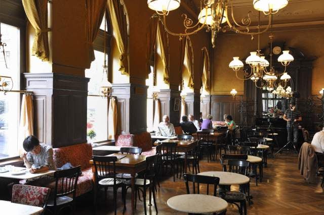 Indulging in Vienna's Coffee Culture