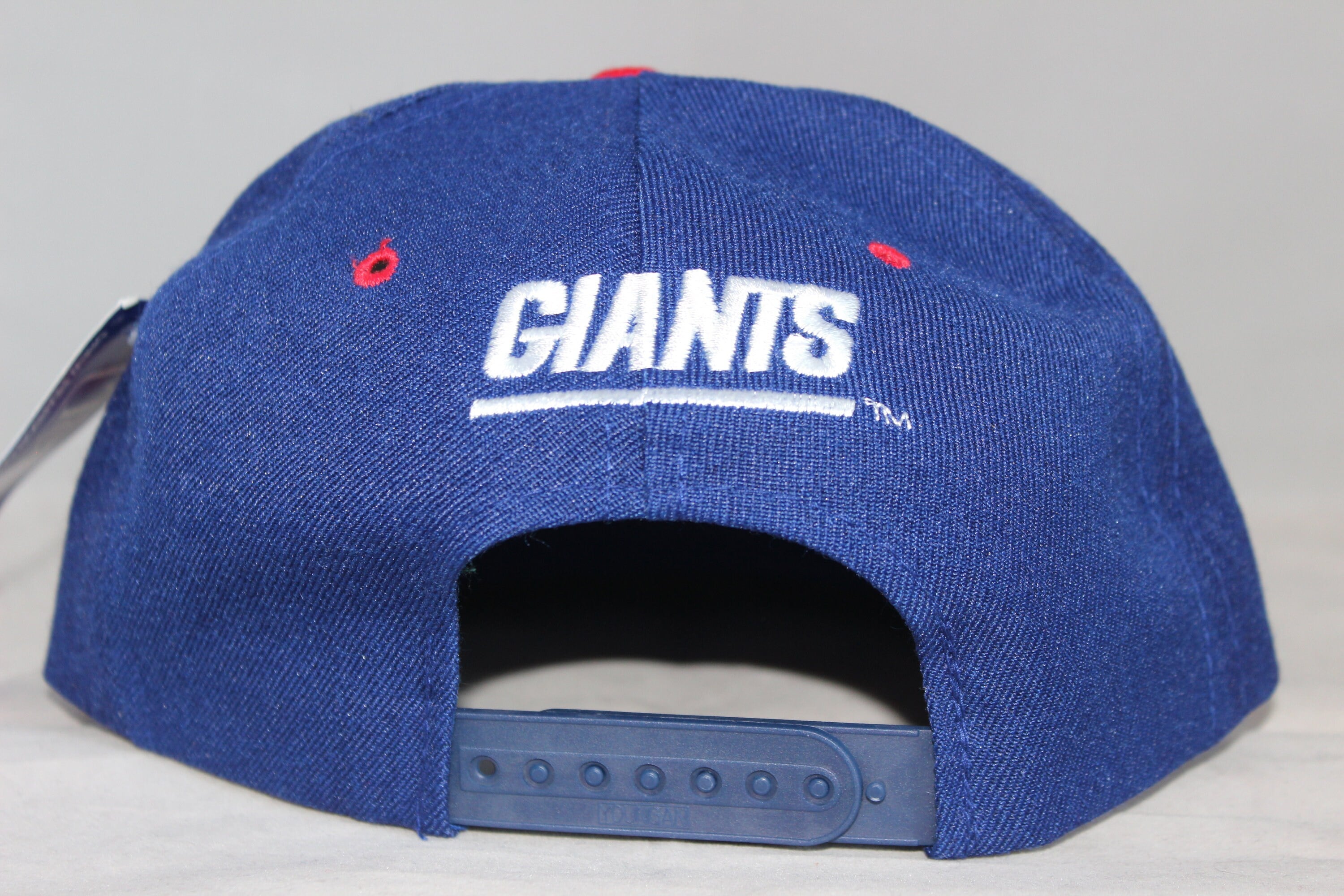 Vintage Giants Jersey with Vintage-Inspired Hat and Bag